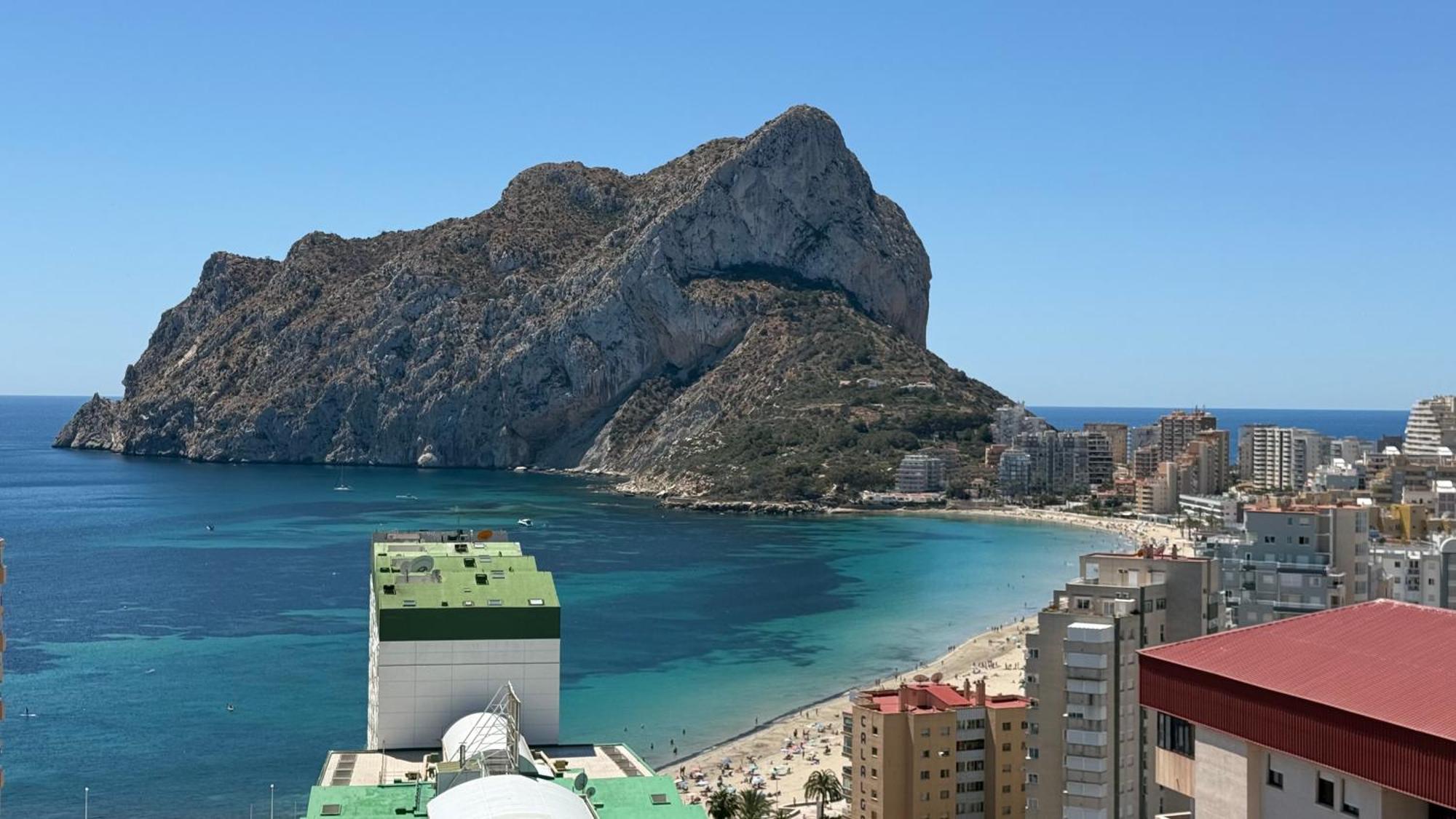 Esmeralda Suites Sunrise Con Piscina Calpe Bagian luar foto